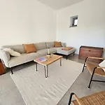 Appartement Hopoka *